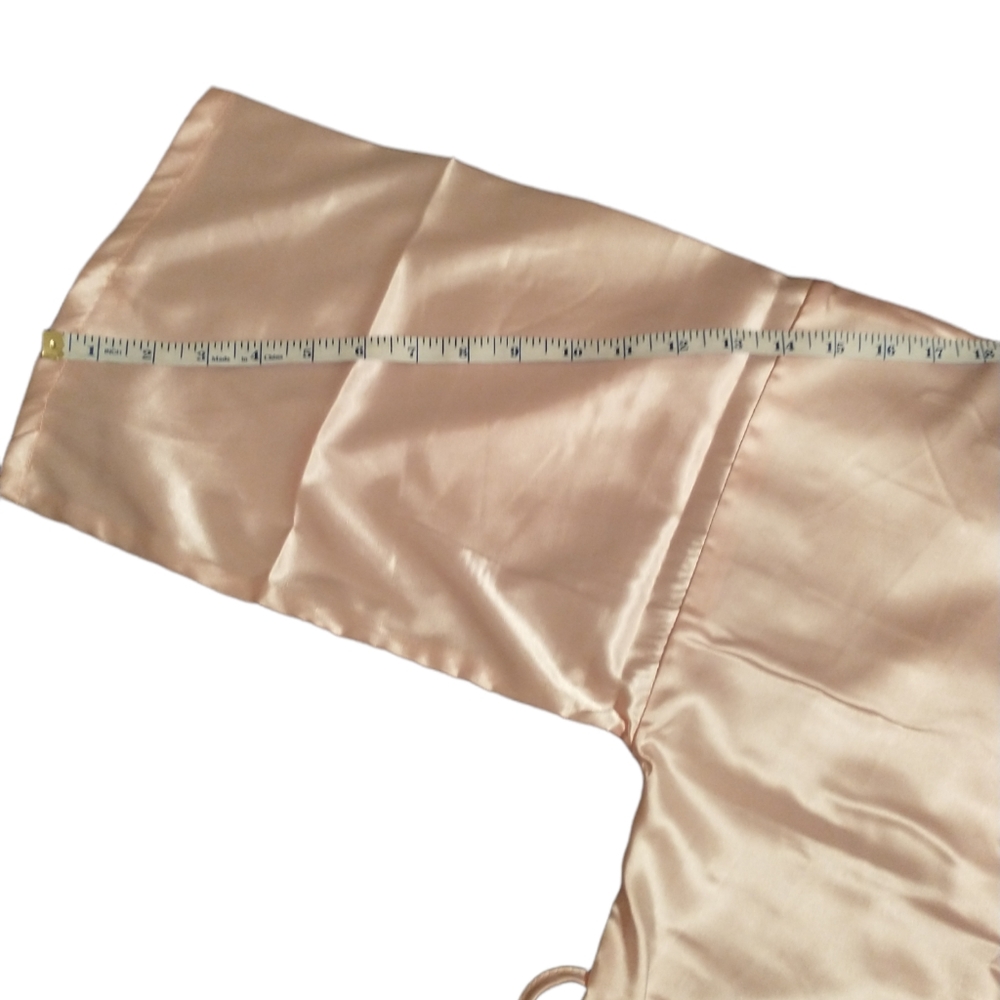 Simple Satch Pink Satin Robe - Picture 4 of 6